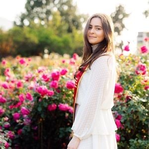 Meet your Posher, Alessandra